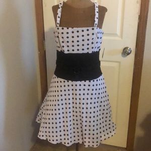Rockabilly polkadot dress